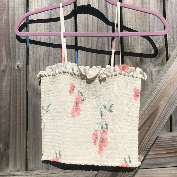 Meet your Posher, Erica - Picture 2 of 6